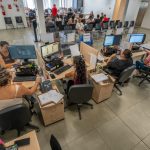 Mesmo sendo maioria no serviço público, as mulheres ainda são minoria nos cargos de liderança no Litoral do Paraná. Das 114 secretarias municipais da região, apenas 35 são comandadas por elas, o que representa 30,7% de representatividade.