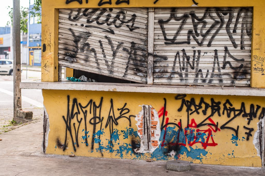 AÇAO IMOVEL SEGURO – DEMOLICAO QUIOSQUES – Fotos Moyses ZanardoWilson Leandro (2)