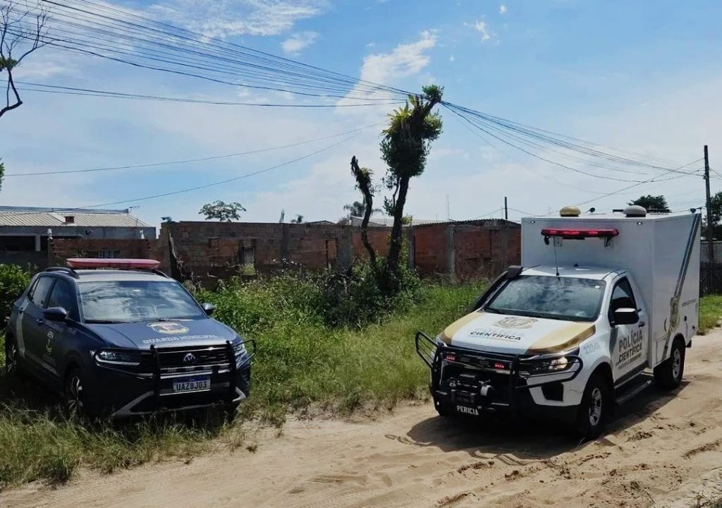 Achado de ossada em Pontal do Paraná