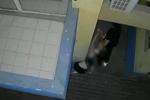 Em março de 2025, um homem foi preso após estuprar a mulher que foi arrastada por ele para um posto de combustíveis desativado, após ambos saírem de uma festa. Foto: Reprodução