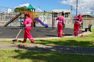 LIMPEZA URBANA PARANAGUA – Fotos Anny Melo (4)