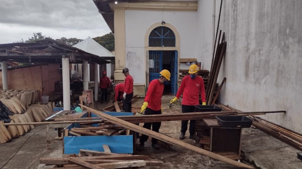 OBRA IGREJA ANTONINA – FOTO PREFEITURA DE ANTONINA (2)