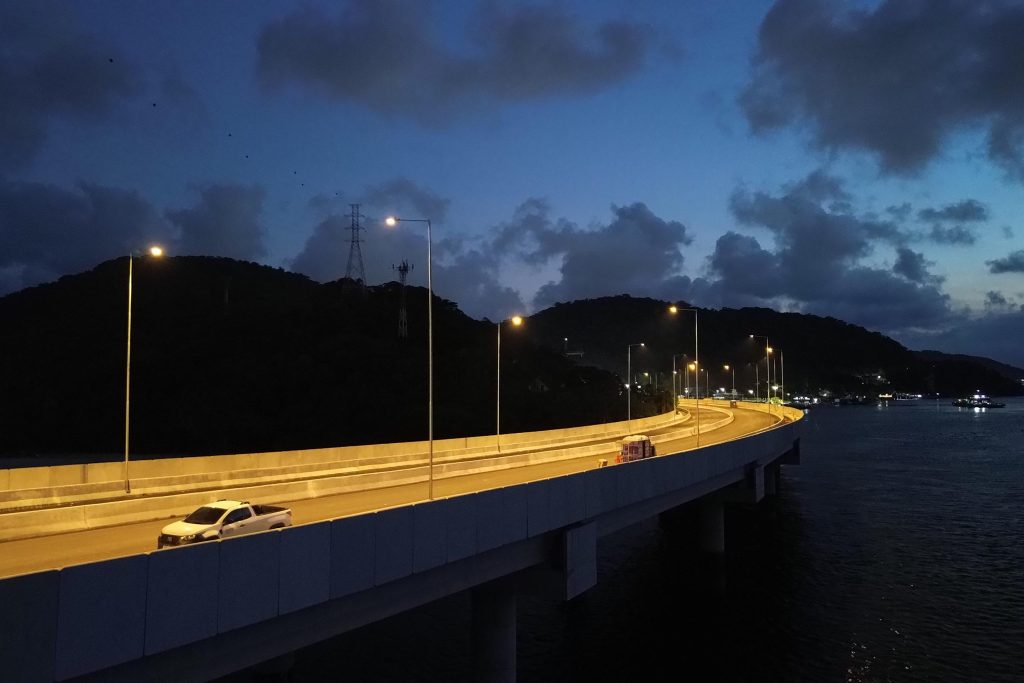 PONTE-DE-GUARATUBA-ILUMINADA-Foto-Gediel-MendesConsorcio-Supervisor-Ponte-de-Guaratuba