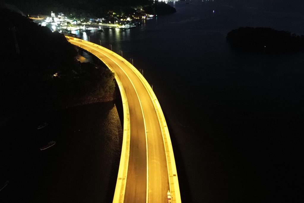 PONTE-DE-GUARATUBA-ILUMINADA-Foto-Gediel-MendesConsorcio-Supervisor-Ponte-de-Guaratuba