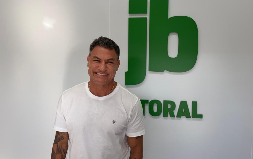 POPO LUTADOR – FOTO MARIA HEIFFER JB LITORAL (1)