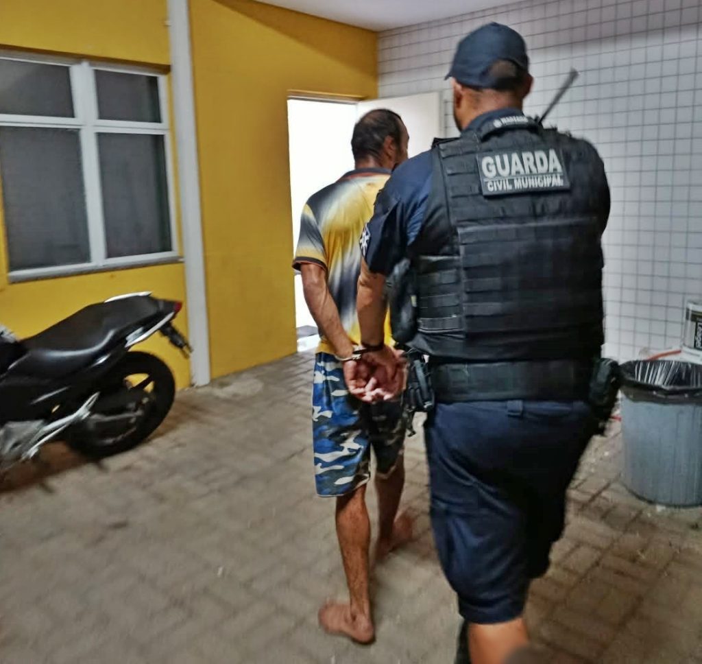 Prisão suspeito envolvimento golpes de faca Matinhos GCM