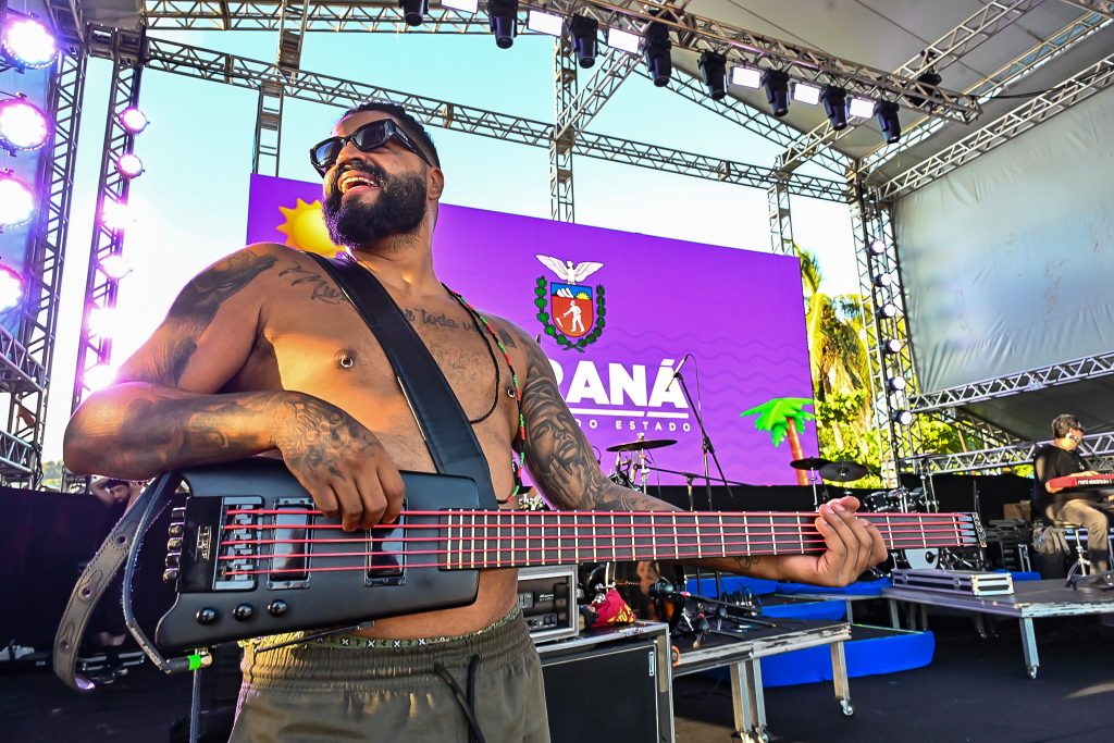 SHOW VERÃO MAIOR – ILHA DO MEL – Foto Kraw Penas SEEC.jpg (4)