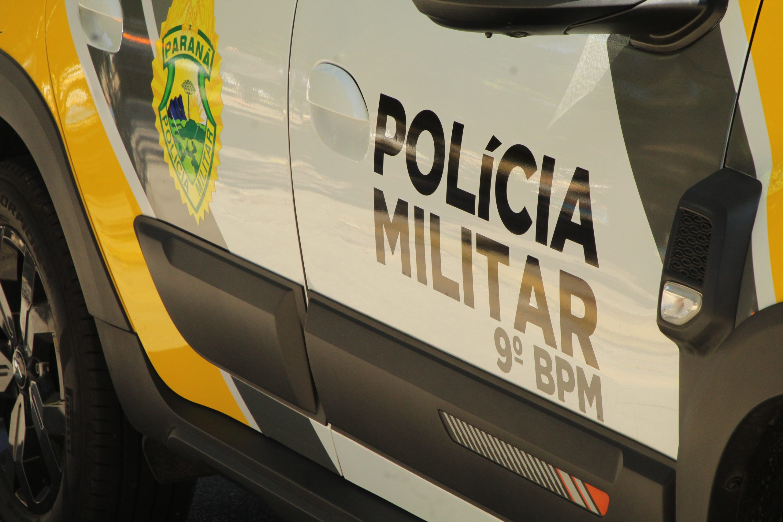 Homem ataca ex-companheira com faca e fere filha de 11 anos em Guaratuba