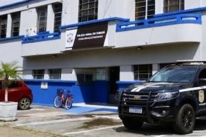 Viatura da Polícia Civil Paraná 2