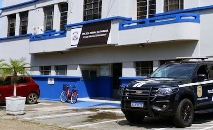 Viatura da Polícia Civil Paraná 2