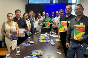 Prefeita Rozane Osaki e vereadores garantem cerca de R$ 23 milhões em recursos para Antonina, com investimentos em saúde, obras, turismo e serviços públicos.