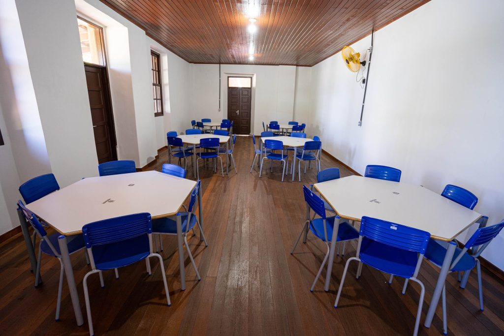 Ilha das Cobras é revitalizada e passa a abrigar a Escola do Mar no Litoral