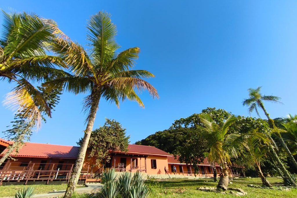Ilha das Cobras é revitalizada e passa a abrigar a Escola do Mar no Litoral