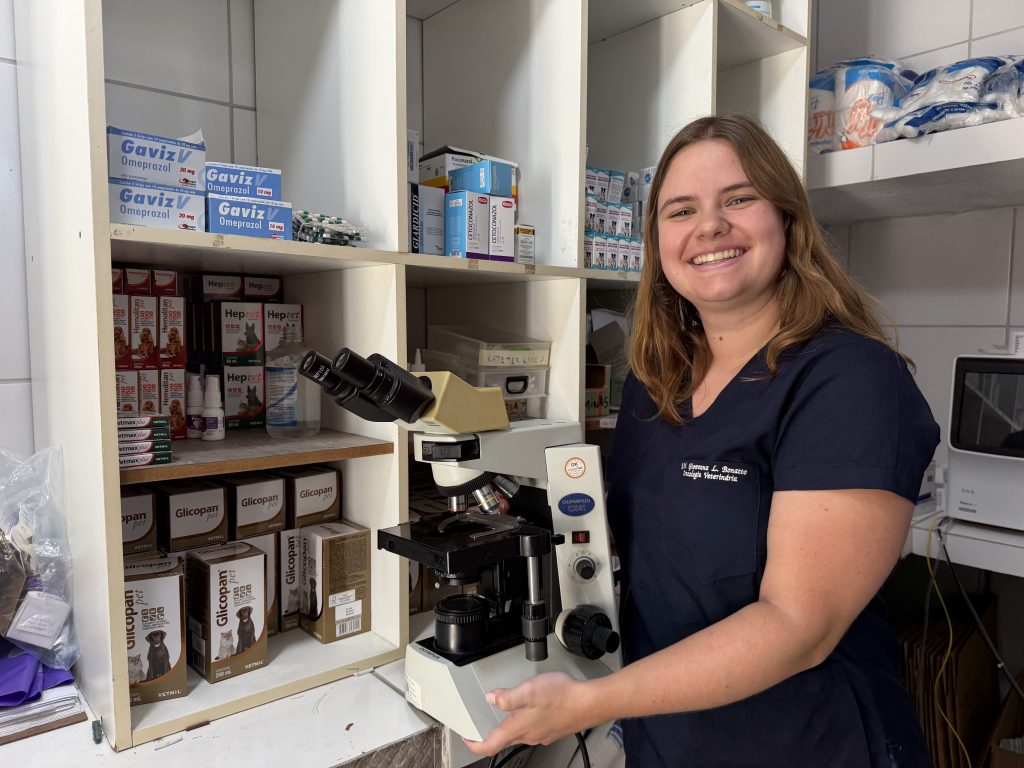 APARELHO VETERINARIO PREF PARANAGUA – FOTO Emili Souza (2)