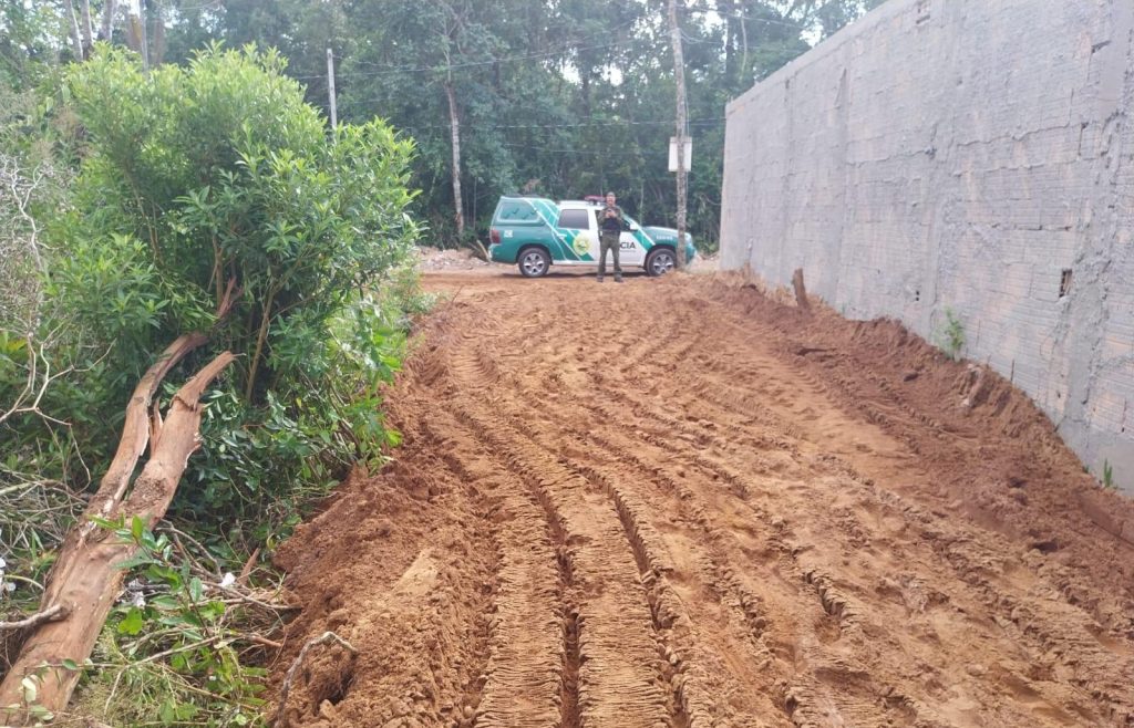Ação da Polícia Ambiental em Guaratuba 06