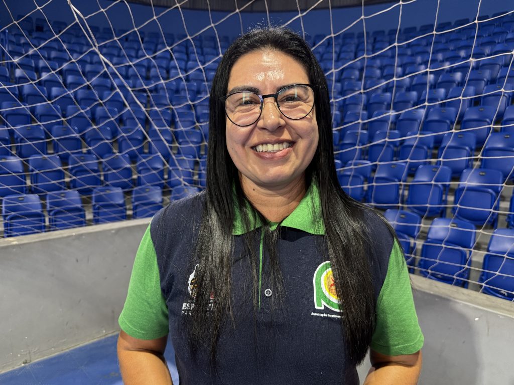 FOTO 4 – SILMARA FRANÇA – TÉCNICA PARADESPORTIVA DA ASSOCIAÇÃO PARALIMPICA DO PARANÁ – PARANAGUÁ – BOLSA ATLETA – PARANAGUÁ – 24.05 (2)