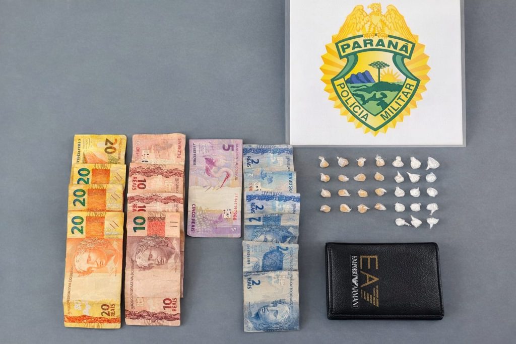 Mulher presa por tráfico de drogas em Guaratuba