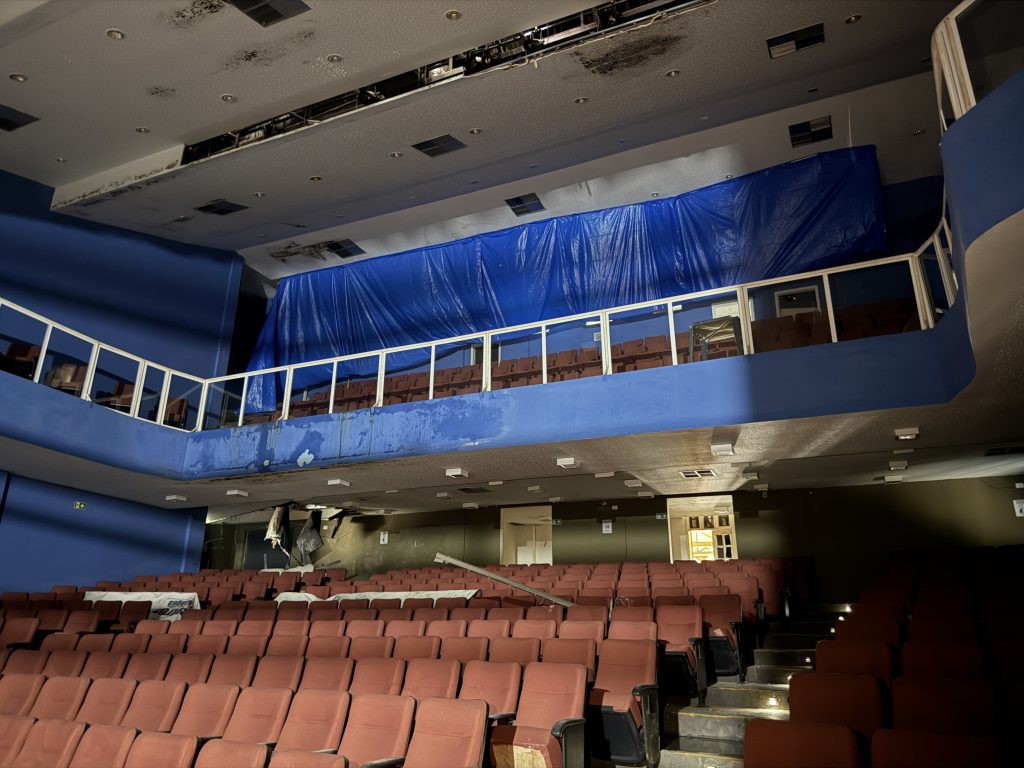 TEATRO RACHEL COSTA PARANAGUÁ – Foto JB Litoral – 10.04 (86)