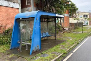 ponto de onibus paranagua foto maisy pires jb litoral