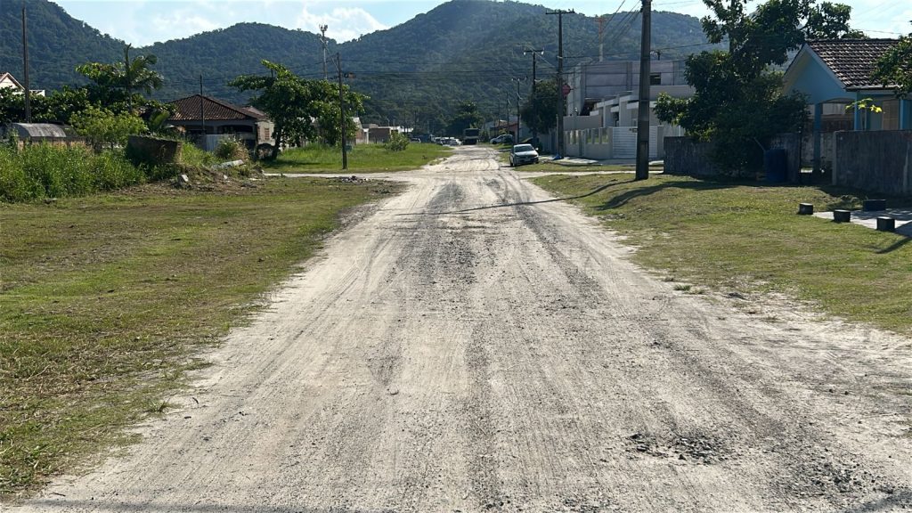 foto 5 Rua Londrina bairro Bom Retiro Matinhos