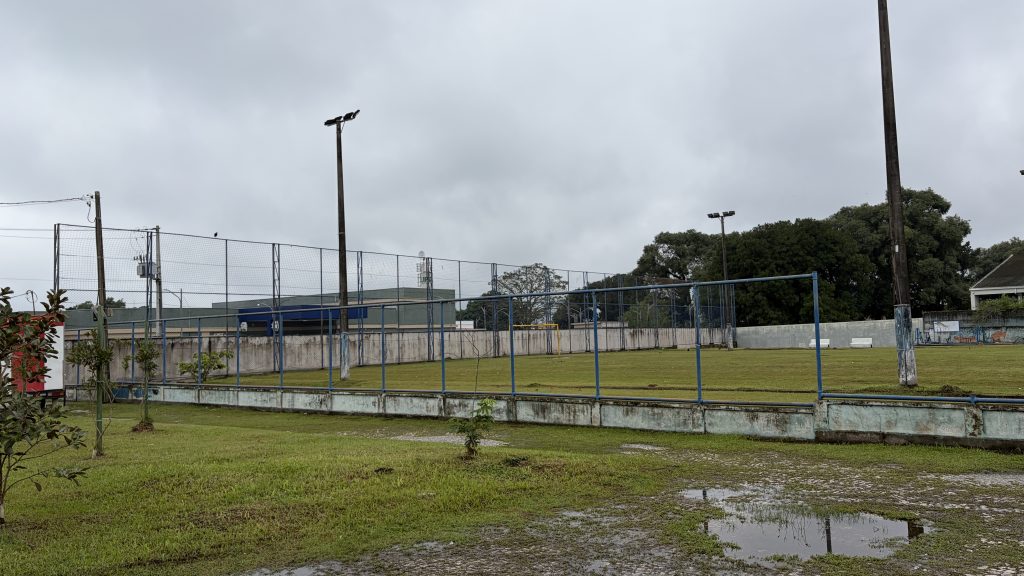 AME PARANAGUA – AO LADO DA UPA – FOTO JB LITORAL