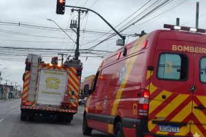 Motociclista fica ferido em colisão com carro em Paranaguá