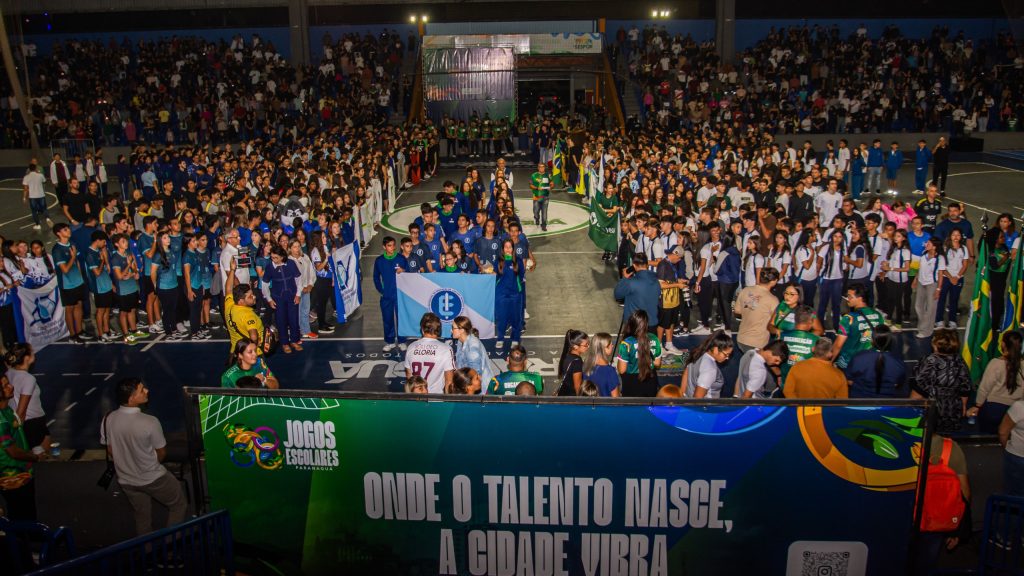 Abertura dos Jogos Municipais Escolares aconteceu na última quinta (30), para centenas de pessoas, na Arena Albertina Salmon