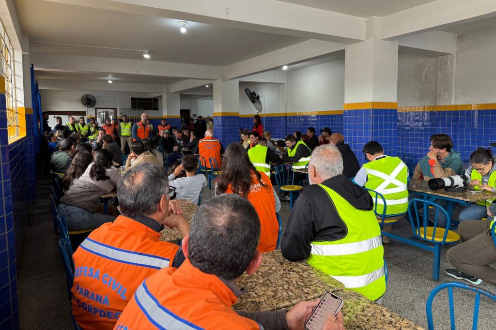 Comunidade de Antonina treina evacuação em caso de enchente e maré alta. Foto: Defesa Civil/AEN