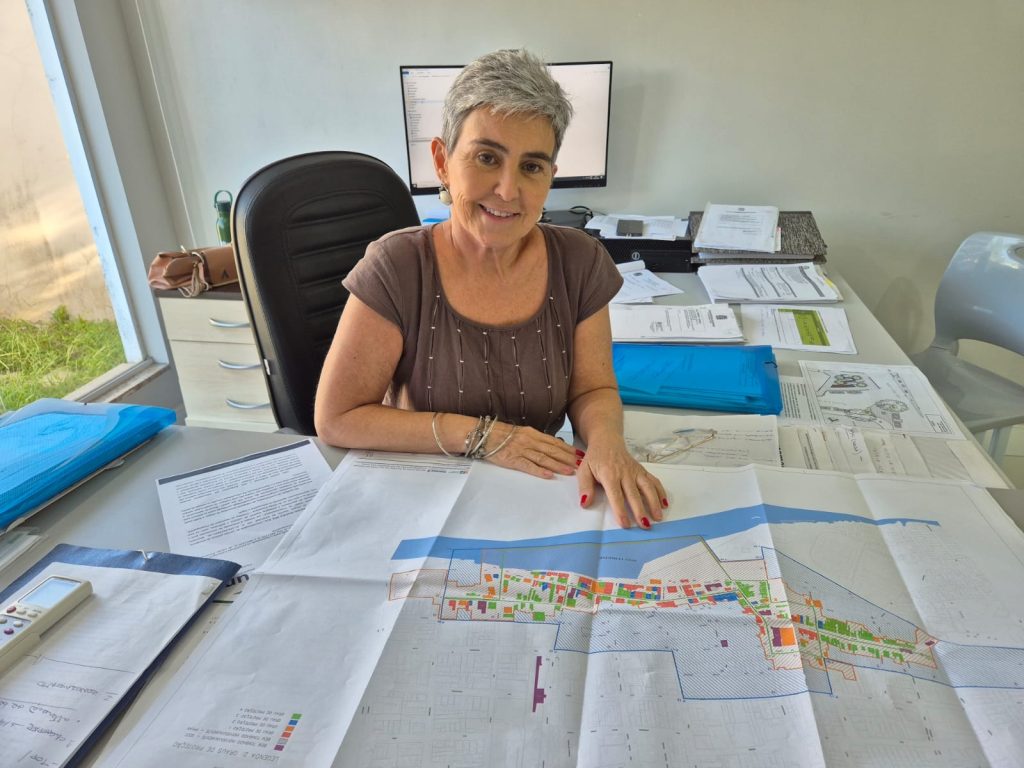 Foto 3 – SECRETARIA VANIA FOES – JB LITORAL