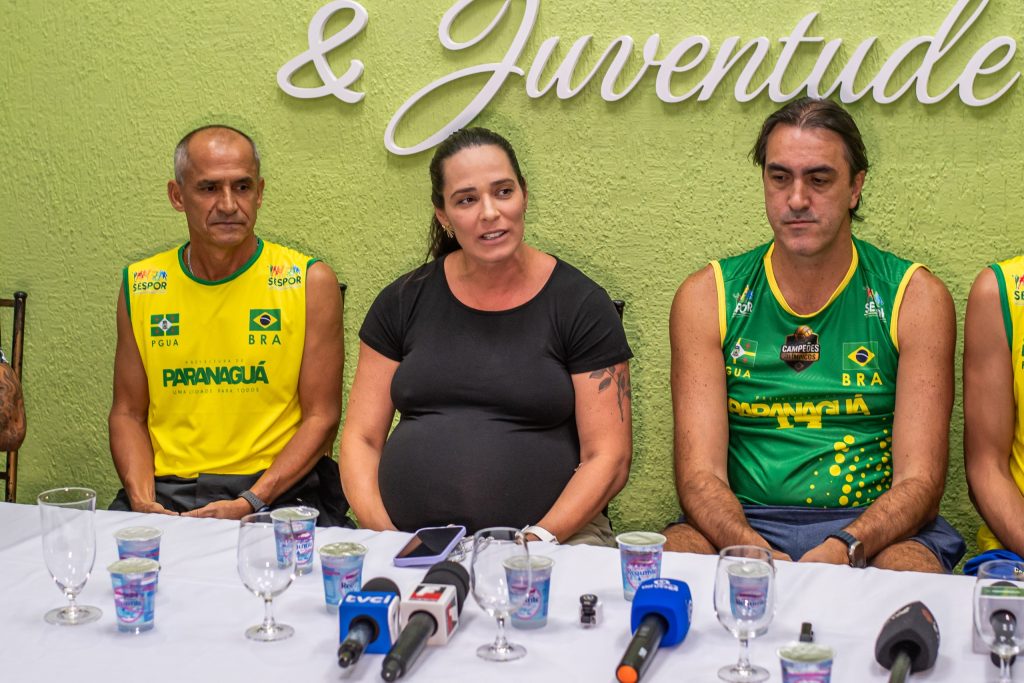 Atletas com títulos internacionais atenderam à imprensa e se apresentaram para o público, que lotou a Arena Albertina Salmon