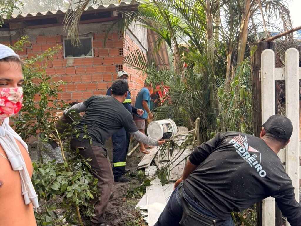 INCENDIO ILHA DO MEL – FOTO DIVULGACAO (3)