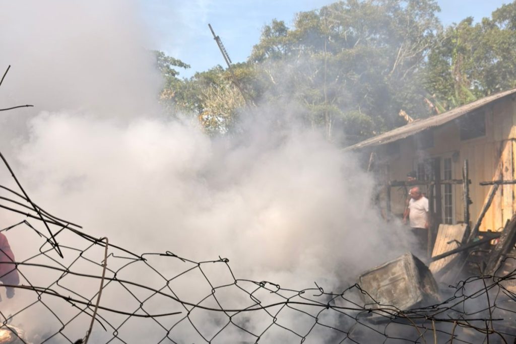 INCENDIO ILHA DO MEL – FOTO DIVULGACAO (5)