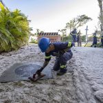 Obras de saneamento na Ilha do Mel, em Paranaguá. Foto Daniel CastellanoArquivo SEDEST
