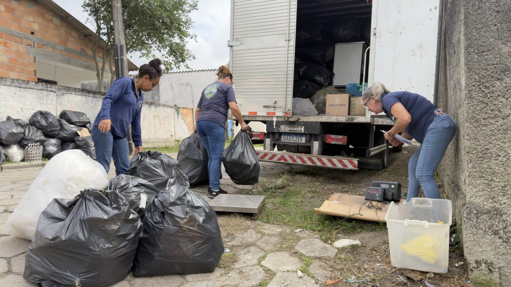 RECICLÁVEIS – FOTO PREFEITURA DE PARANAGUÁ