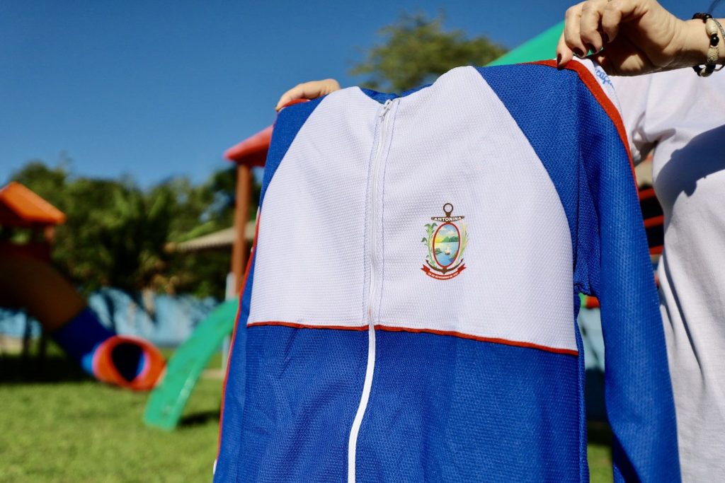 UNIFORME ANTONINA – FOTO PREFEITURA (4)