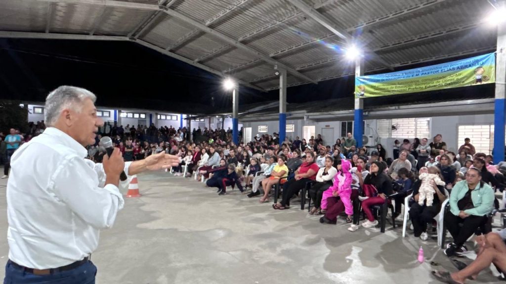 UNIFORME MATINHOS – FOTO DIVULGACAO PREFEITURA DE MATINHOS (3)