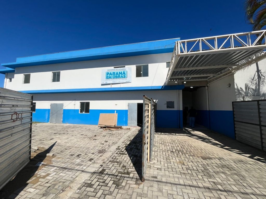 Nova maternidade de Guaratuba está com 85% das obras concluídas e deve ser entregue no início do segundo semestre. A estrutura contará com equipamentos já adquiridos pelo Município, incluindo itens para o centro cirúrgico, e será anexa ao atual Pronto Atendimento Municipal.