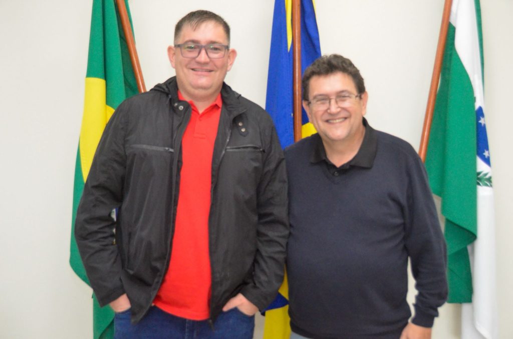 wallace pref de guaratuba