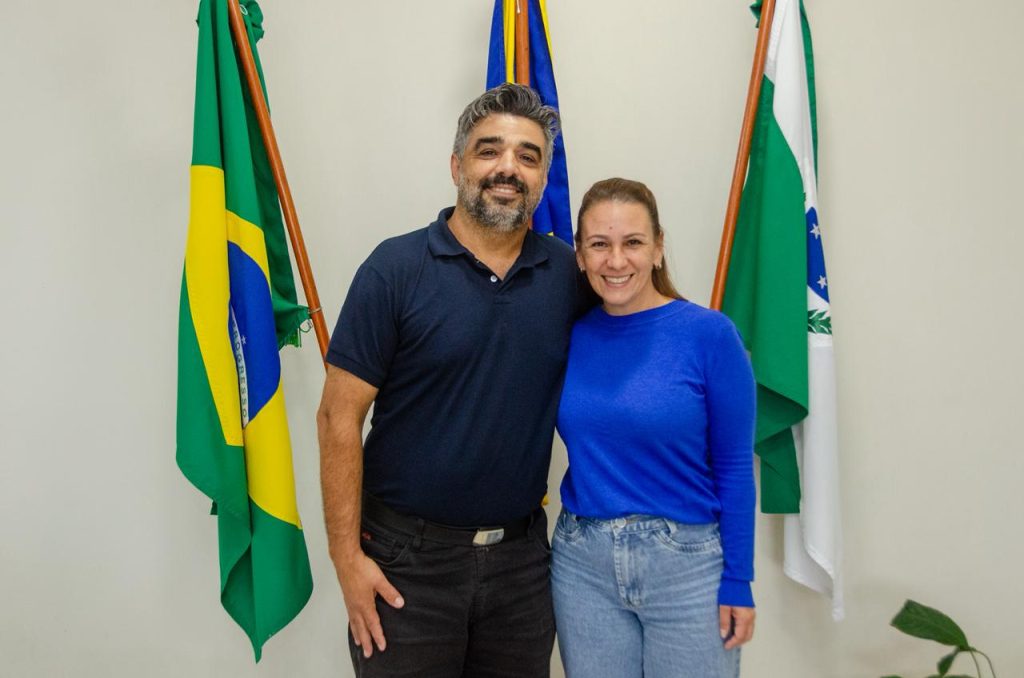 fabiano e foto pref guaratuba