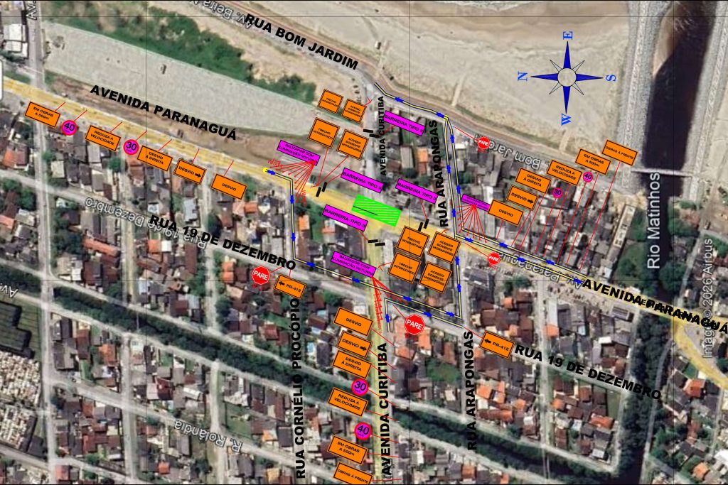 O DER/PR está duplicando com pavimento rígido de concreto um trecho de 14,28 quilômetros da PR-412, iniciando próximo à ponte sobre o Canal de Matinhos e seguindo até o entroncamento com a PR-407, na localidade de Praia de Leste, em Pontal do Paraná.