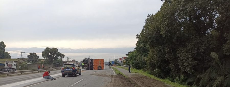 ACIDENTE BR277 – FOTO DIVULGACAO PRF