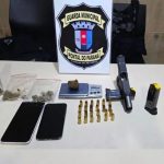 Arma e drogas apreendidas pela Guarda Municipal