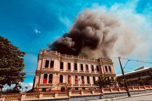 INCENDIO INSTITUTO PARANAGUA