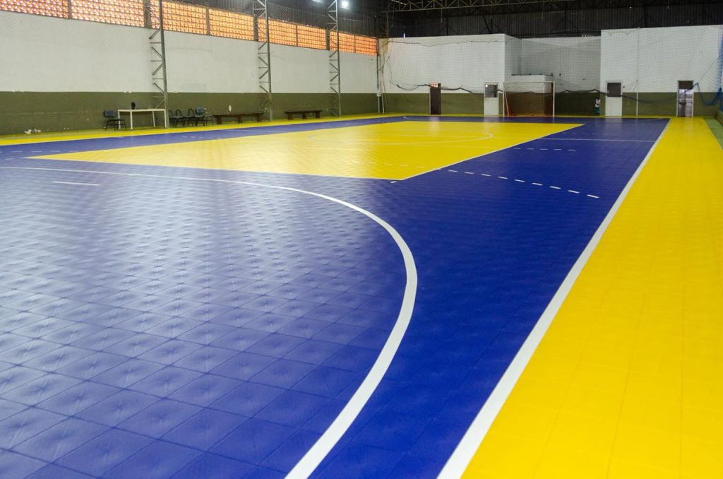 quadra pref de guaratuba