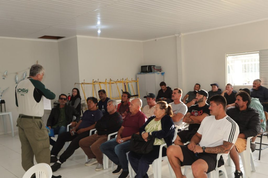 currais pesca pref de pontal do parana1