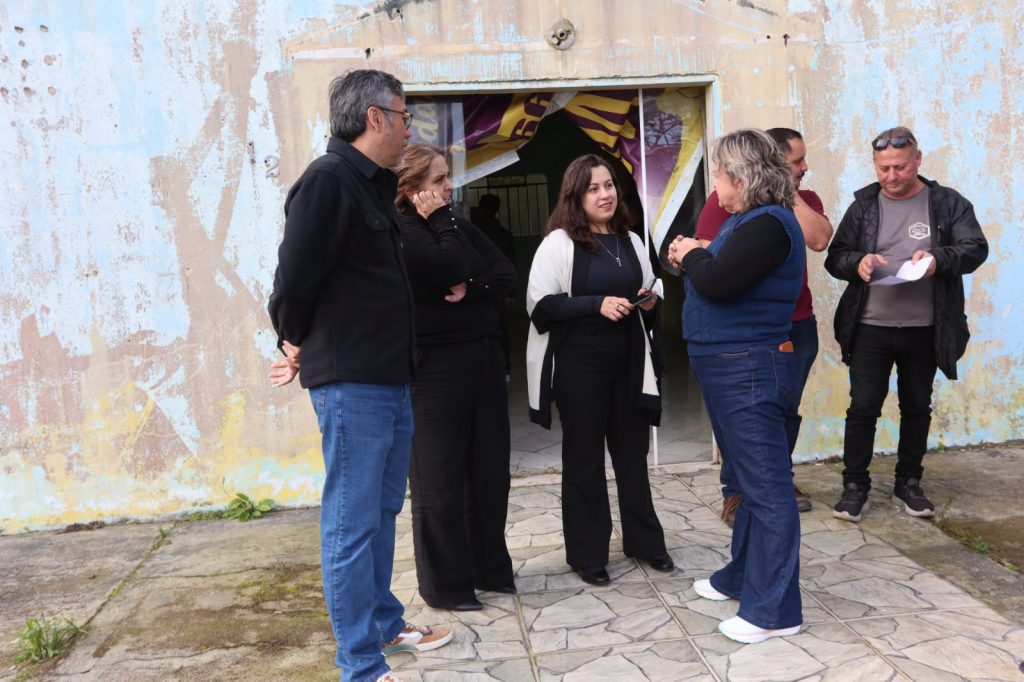 ASSINATURA ORDEM DE SERVICO – ARMAZEM DA FAMILIA – PONTAL – FOTO CLOVIS SANTOS (6)