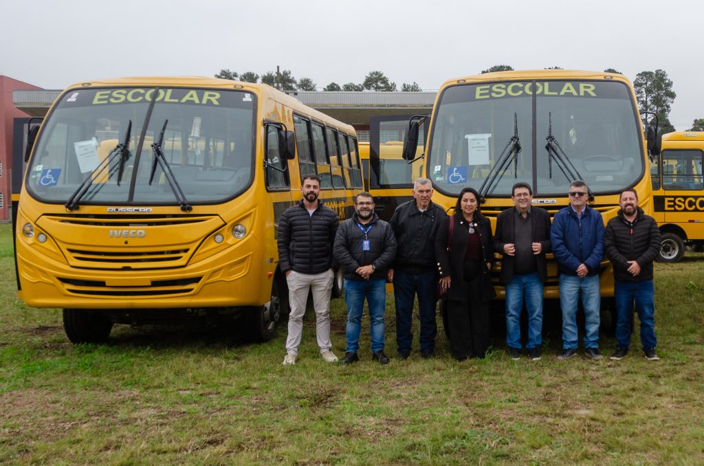 NOVOS ONIBUS GUARATUBA – FOTO PREFEITURA