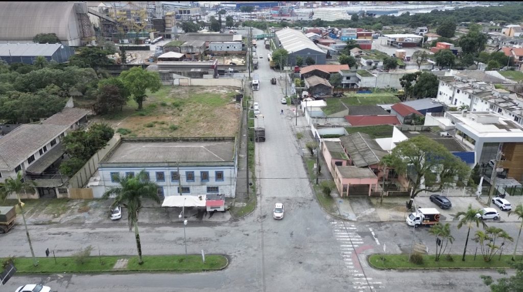 Rua-Manoel-Correia-entre-a-AV-cel-Jose-Lobo-e-a-proximidade-com-a-Av-Portuaria